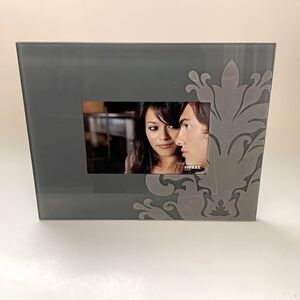 📷 Nexxt Picture Frame
